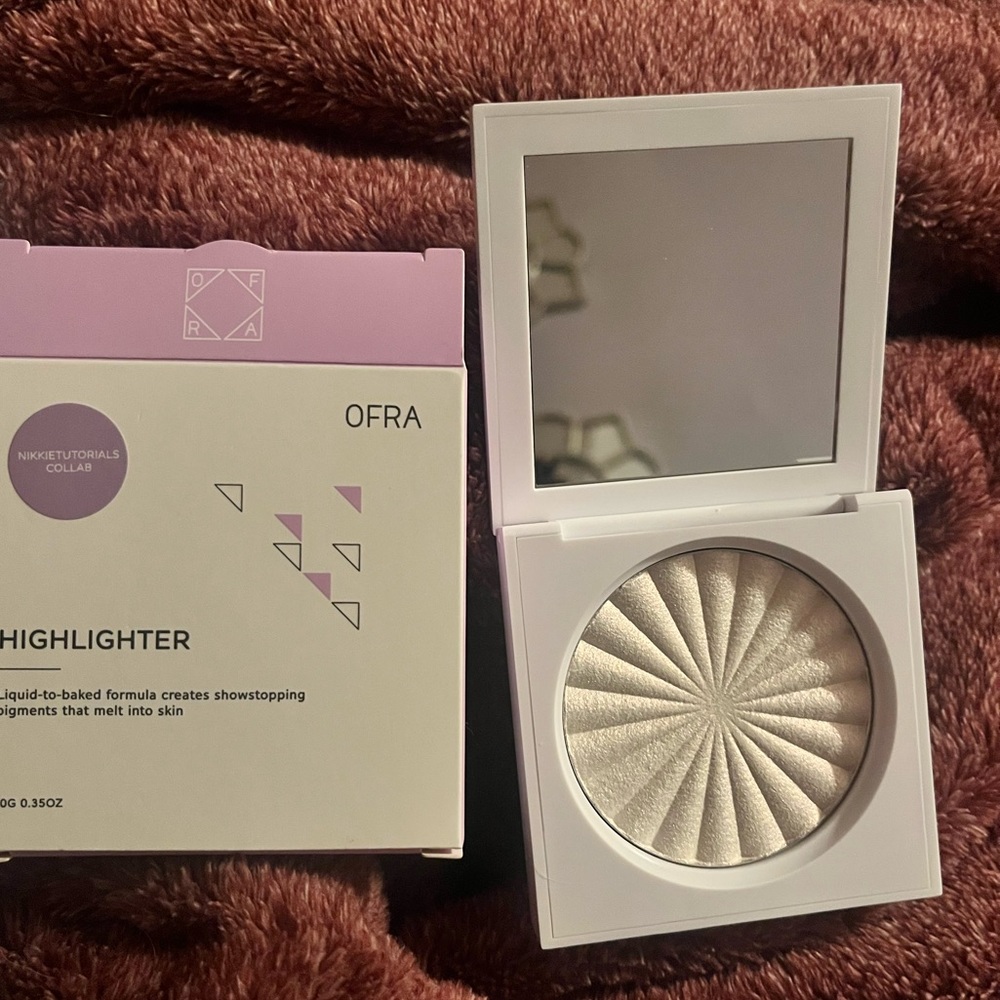 Cloud 9 OFRA Highlighter